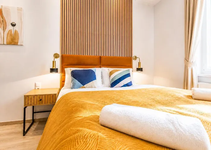 Апартаменти Wiener Stadthalle Boutique - Ideal For Couples
