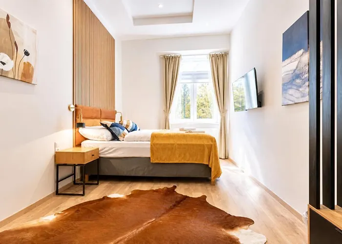 Апартаменти Wiener Stadthalle Boutique - Ideal For Couples Відень