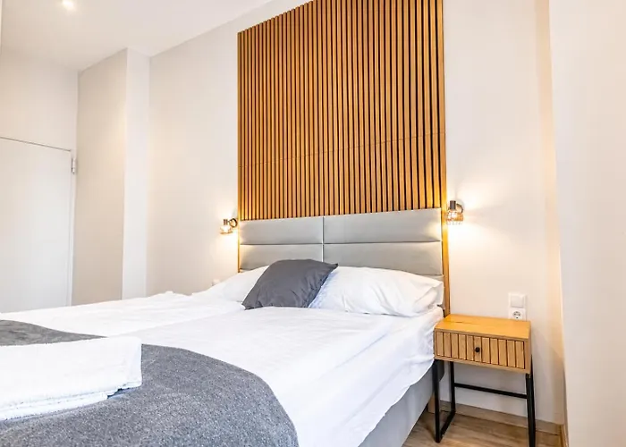 Wiener Stadthalle Boutique - Ideal For Couples Апартаменти